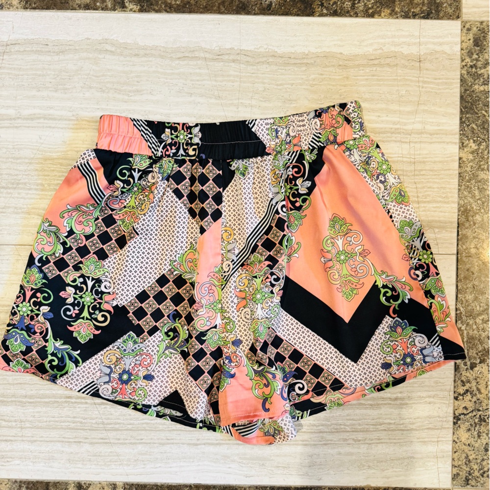 Vici High Waist Patterned Shorts - Black, Pink, Green